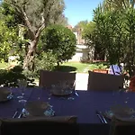 Maria مونديلّو